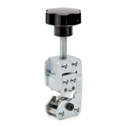 Grooving tool for metallic tubes Mod. 8TRT