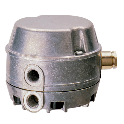 Pressure and differential pressure switches